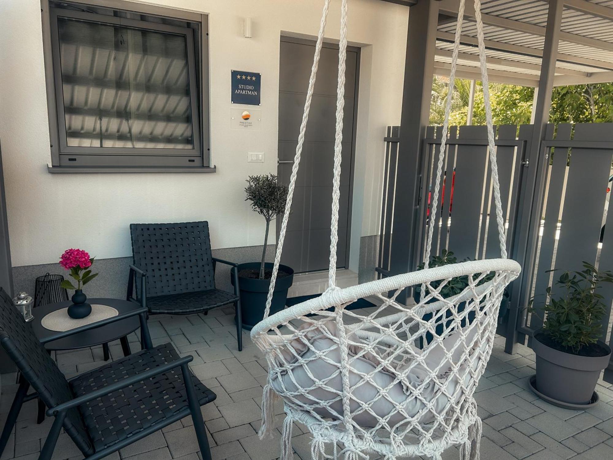 Prestige Studio Apartment روفينج المظهر الخارجي الصورة